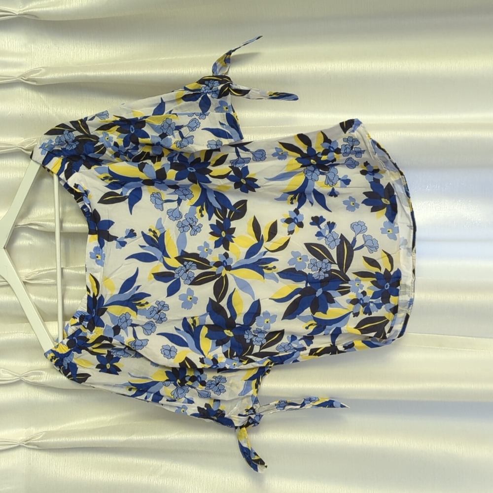 Draper James top - size M - flower pattern